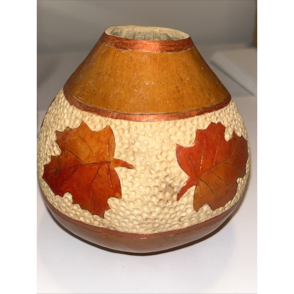 Vtg P Howe Carved Folk Art Gourd Vase Textured Stippled Autumn Maple Leaf Signed